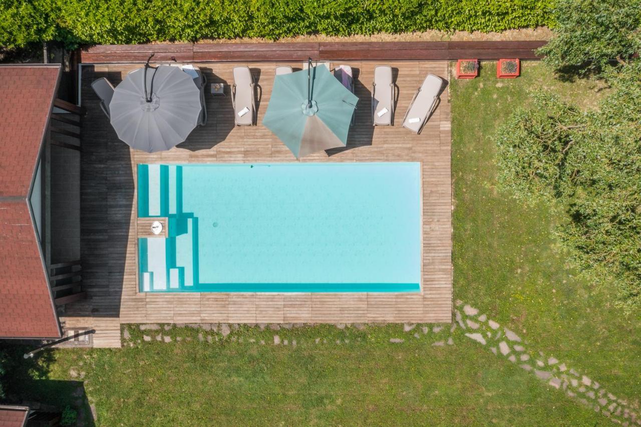 Bella, With Heated Pool Villa Cerovlje