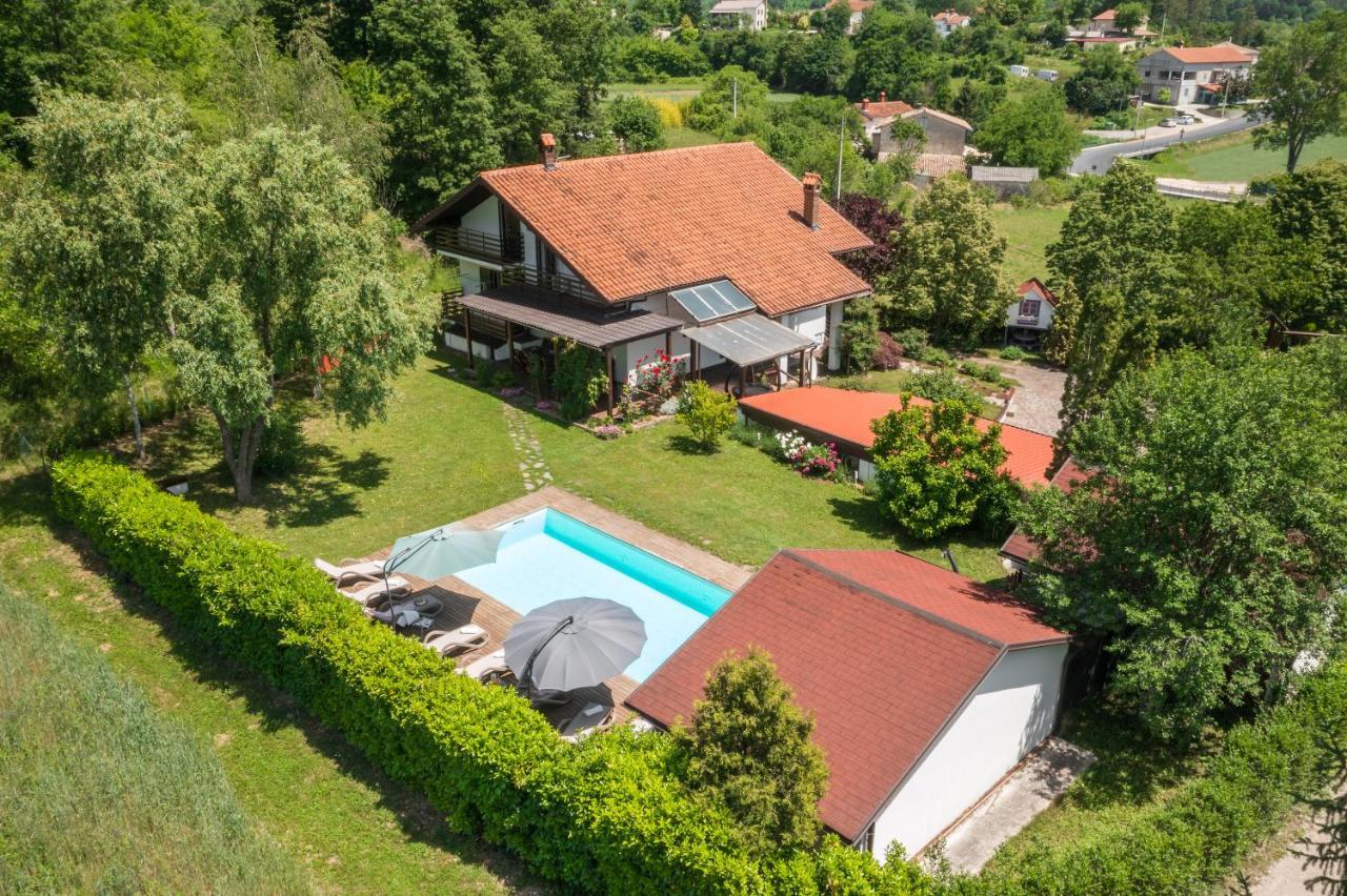 Villa Bella, With Heated Pool *